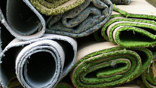 Como reutilizar las alfombras viejas